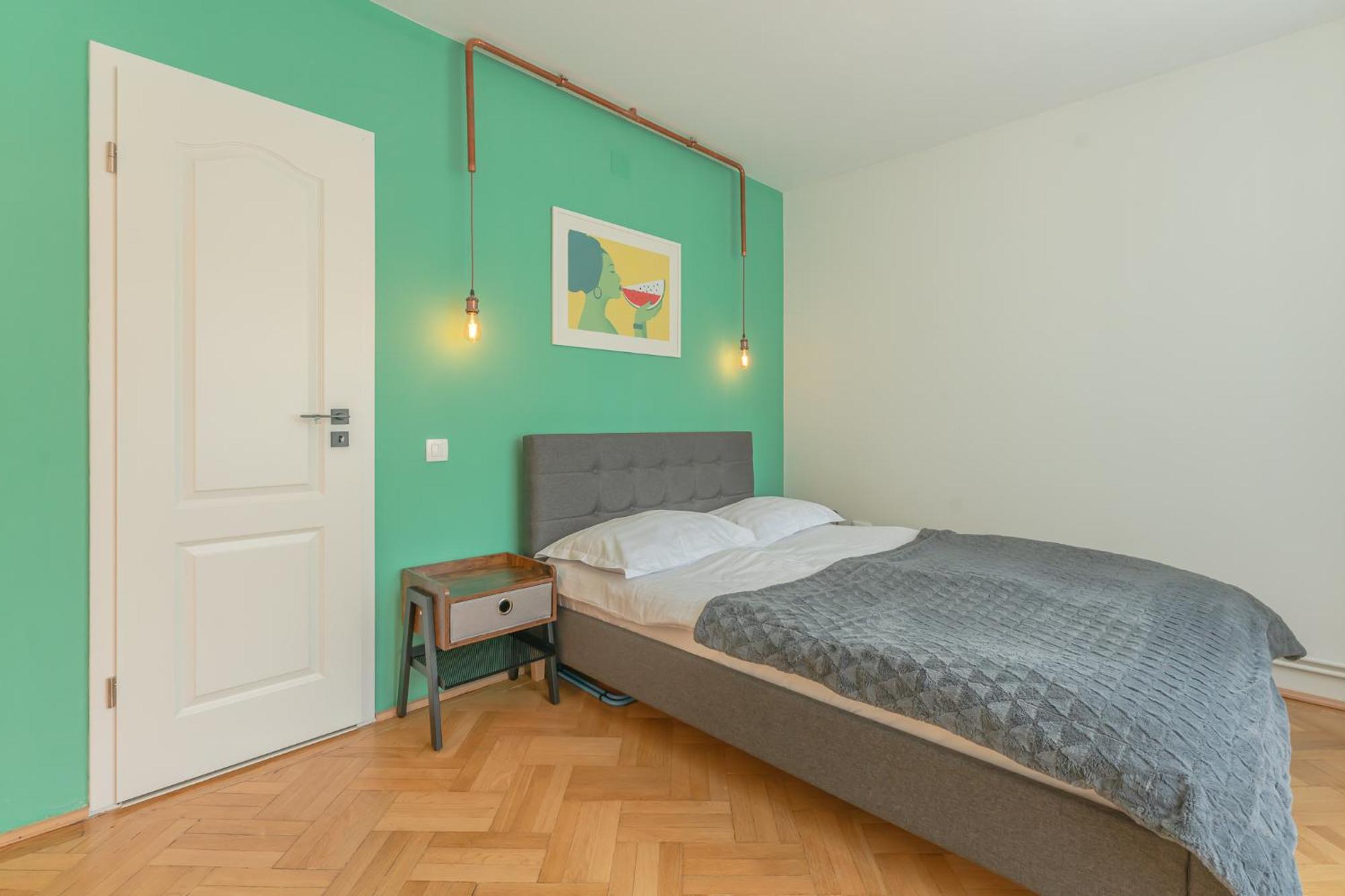 Castanilor 6 - Hip Industrial Apartment Close To City Centre Brassó Kültér fotó