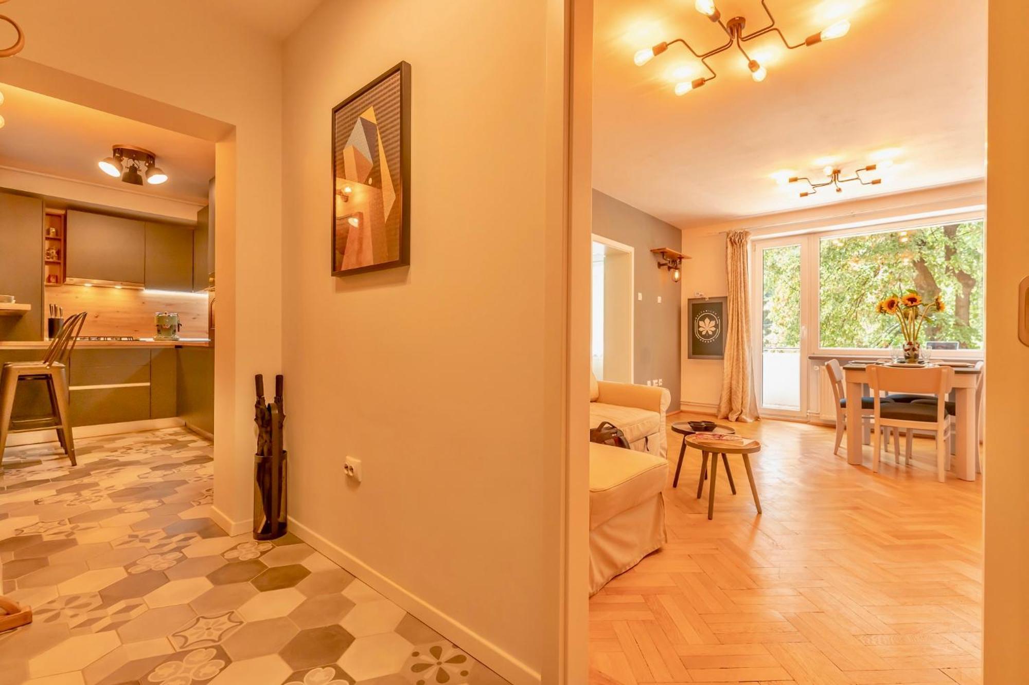 Castanilor 6 - Hip Industrial Apartment Close To City Centre Brassó Kültér fotó