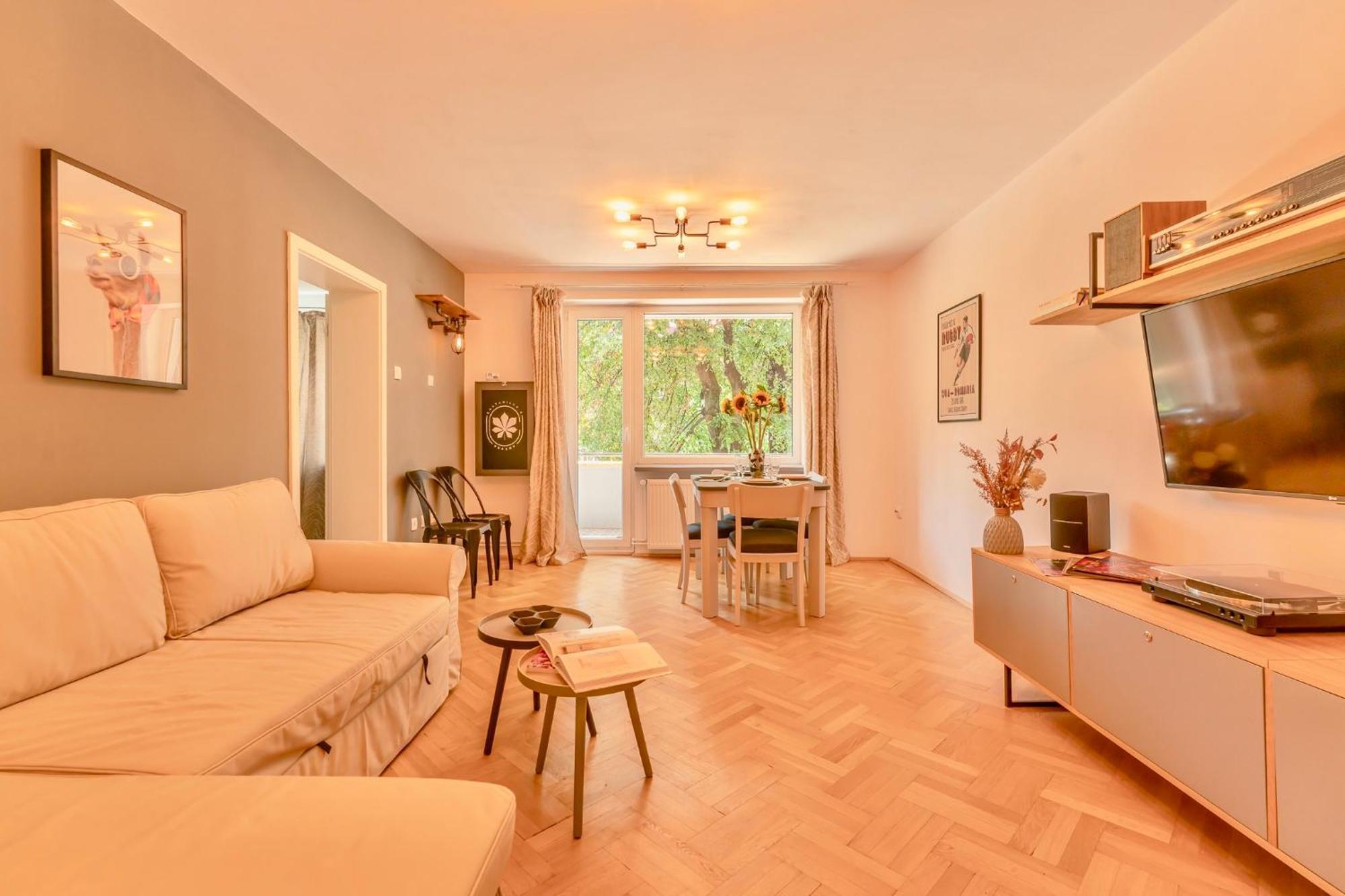 Castanilor 6 - Hip Industrial Apartment Close To City Centre Brassó Kültér fotó